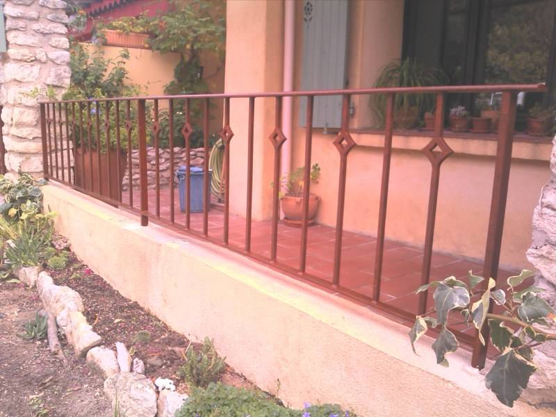 garde corps et portillon acier fer forgé deco losange martigues lavéra