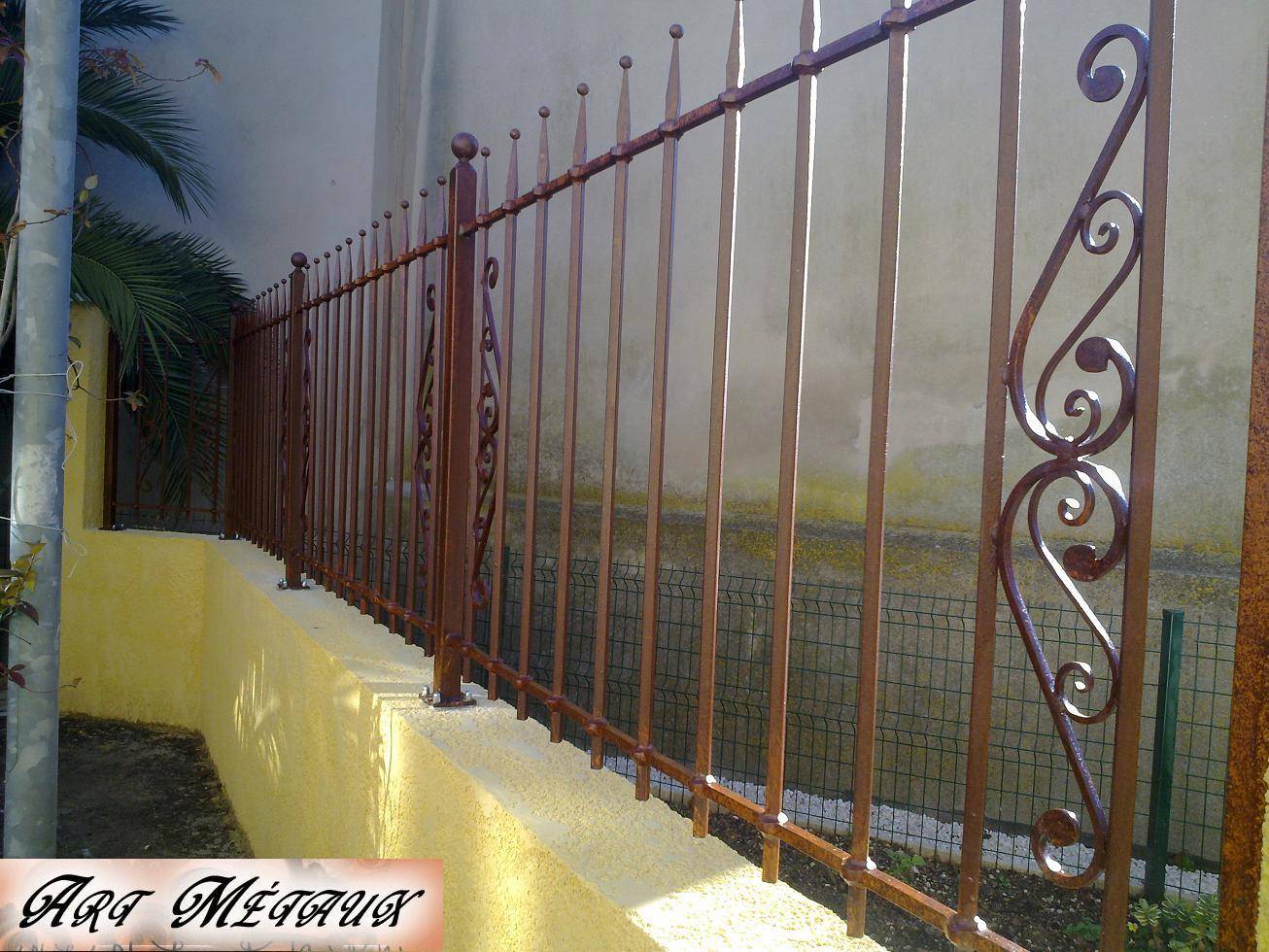 vente en ligne de fer carré acier sur mesure pour fabrication de garde-corps