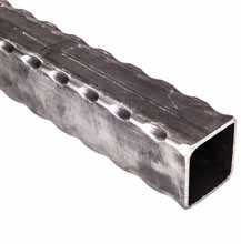 Découpe de tubes carrés martelé fer forgé sur mesure