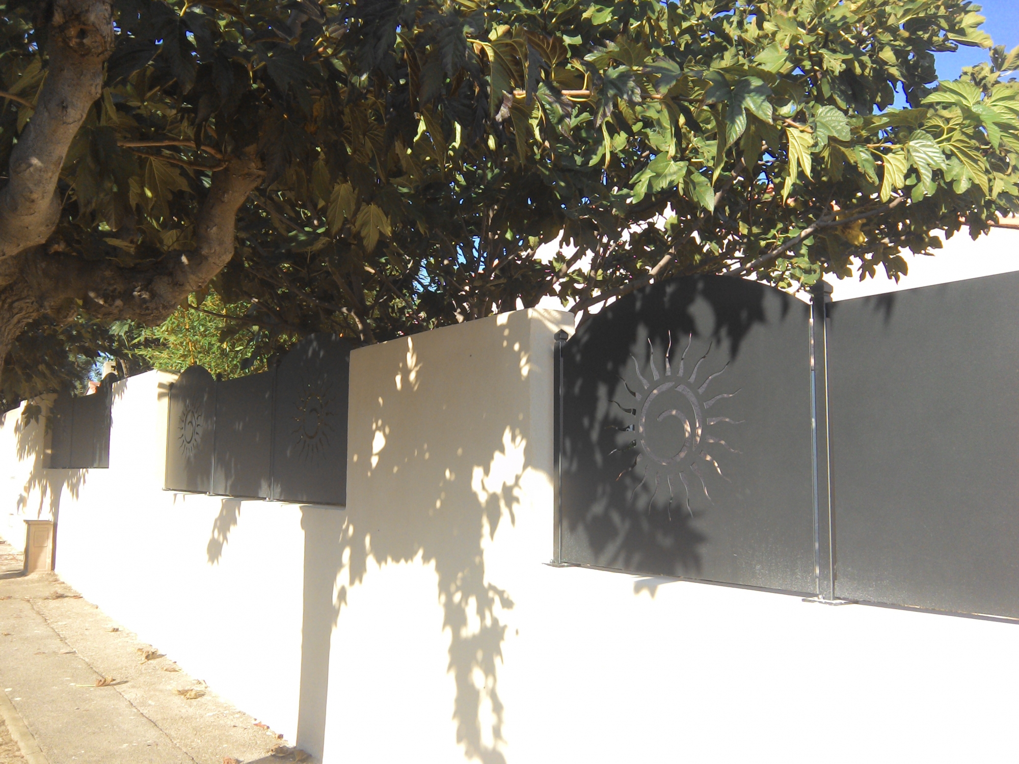 vente cloture en tole pleine sur mesure motif à la demande