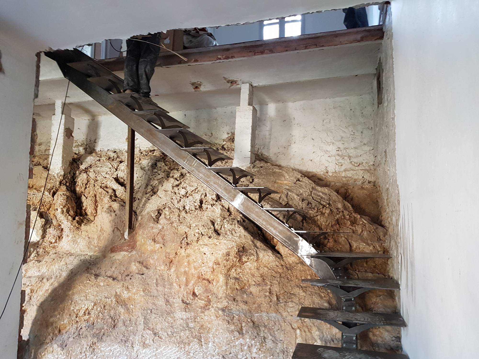 Escalier limon central acier quart tournant marseille