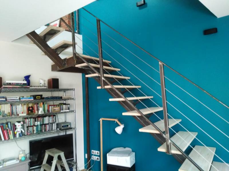 Fabrication et pose d'escalier sur mesure en Auvergne