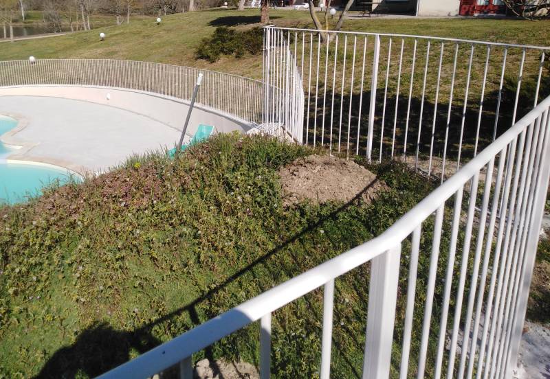 Garde-fou de piscine à Gouise aux normes de sécurité