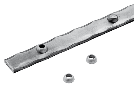 Art Métaux plat martelé et rivets acier fer forgé