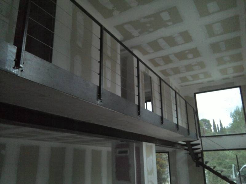 escalier en metal sur mesure aix en provence