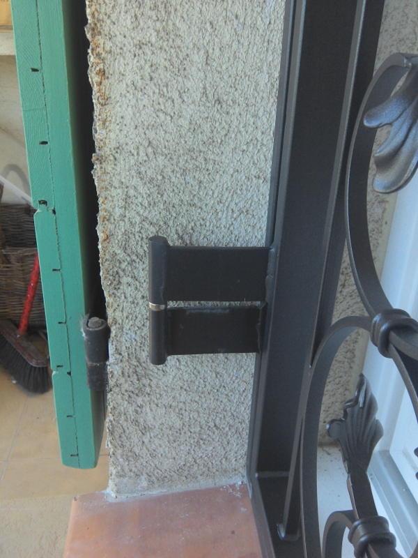 grille ouvrante fer forgé port de bouc bouches du rhone