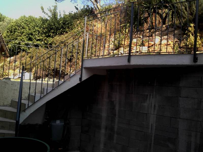 Garde-corps fer forgé thermolaqué posé à Martigues