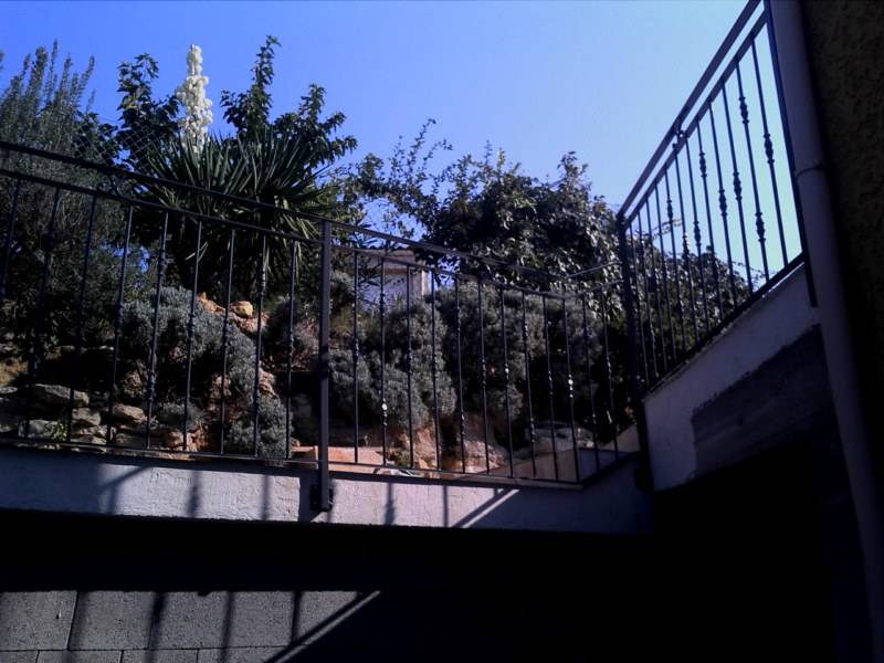 Garde-corps fer forgé thermolaqué posé à Martigues