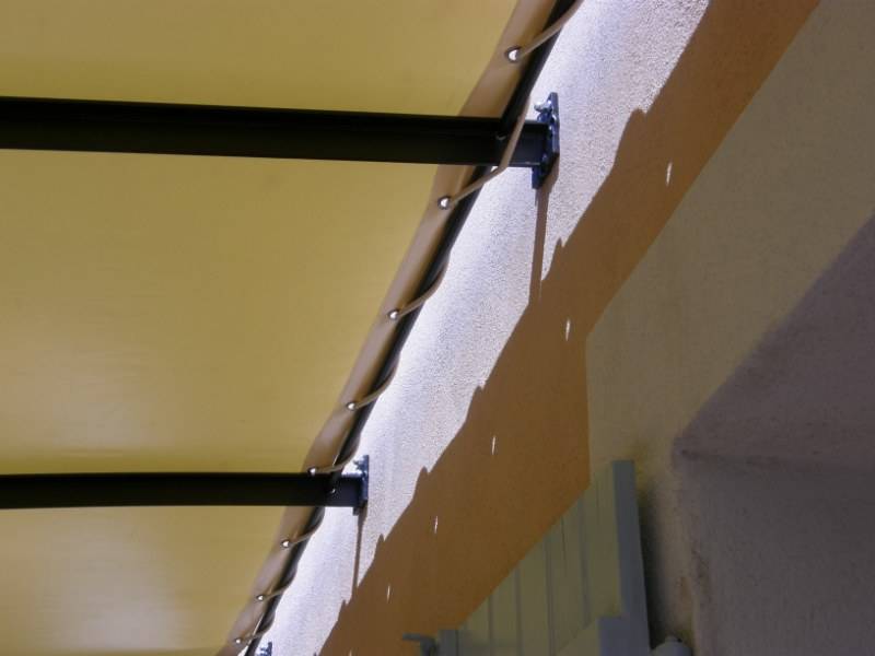 Pergola classique fer forgé avec garde corps Monétay sur Allier