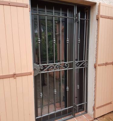 Notre zone d'activité pour ce service Ferronnier pour fabrication de grille ouvrante sur mesure